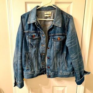 Vguc Madewell denim jacket size XL.